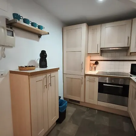 Robles-mercado Apartment