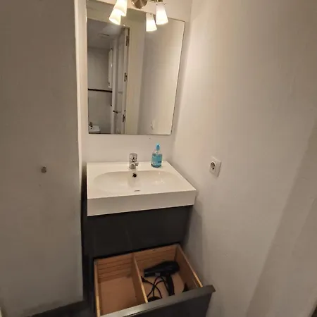 Robles-mercado Apartamento