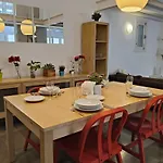 Robles-mercado Apartamento *