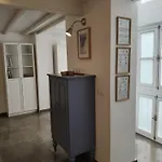 Robles-mercado *