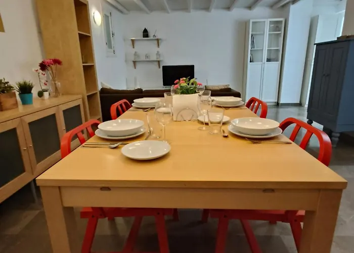 Robles-mercado Apartment